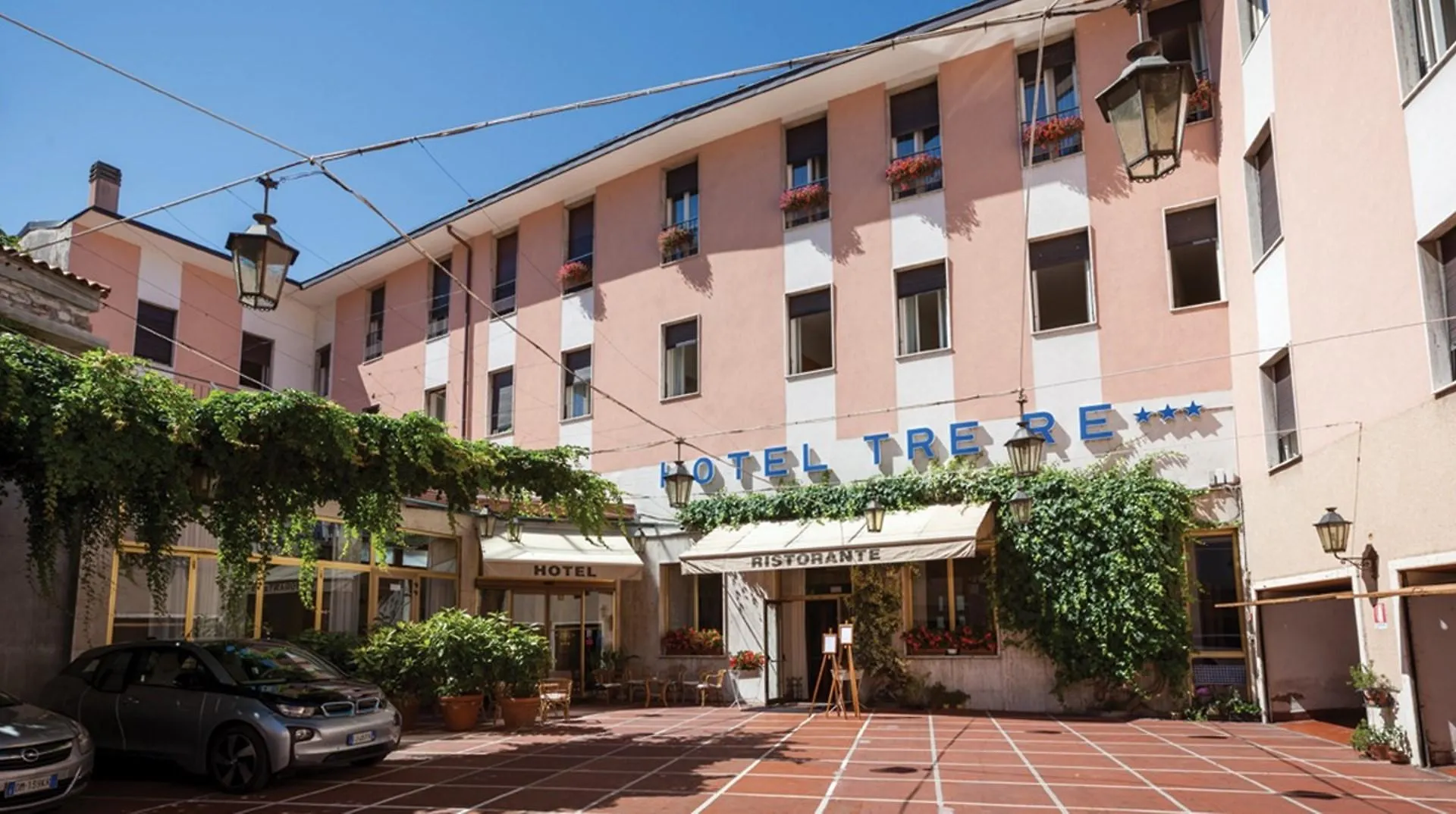***  Hotel Tre Re Como Italy