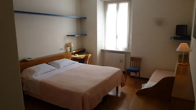 Hotel Tre Re Como