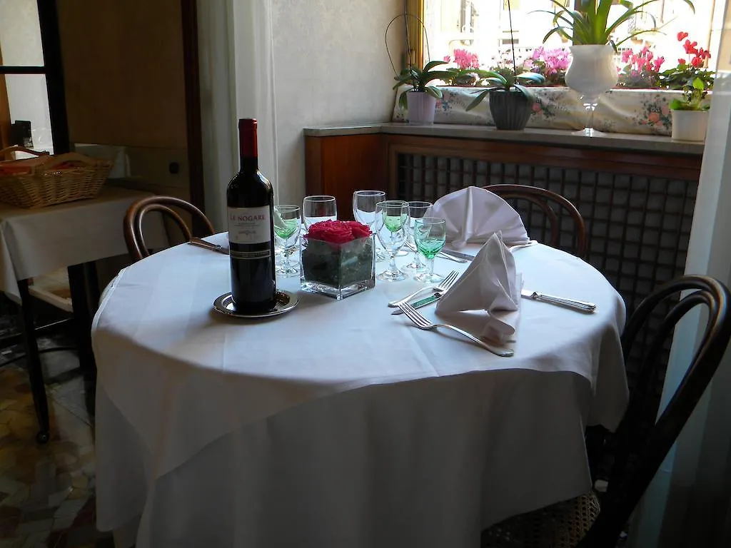 Hotel Tre Re Como