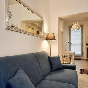  Apartment La Perla Sul Lago Di