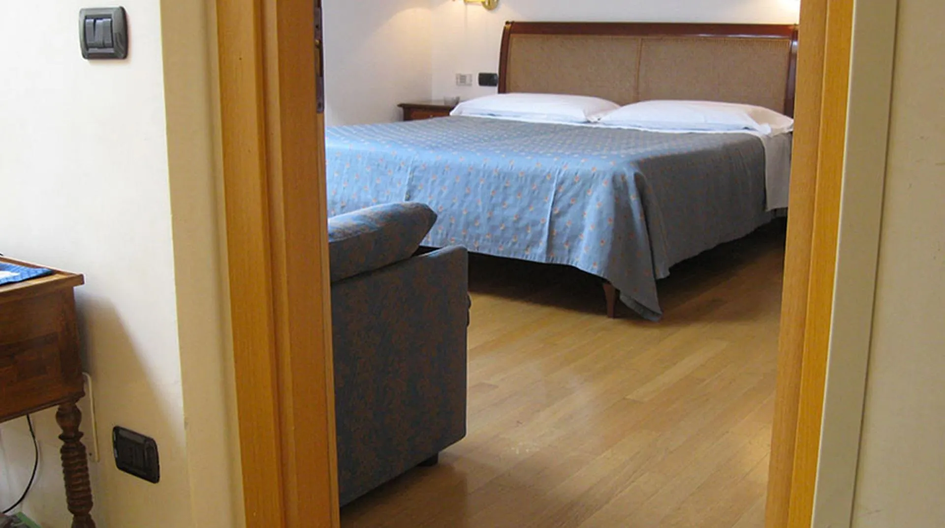 Hotel Tre Re Como 3*,  Italien